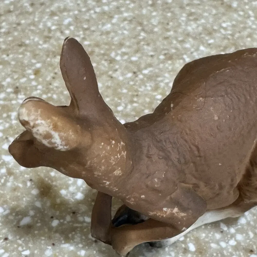 Outback Steakhouse The Kangaroo Krush Drink Cup Clinger Figurine Baby Joey Toy